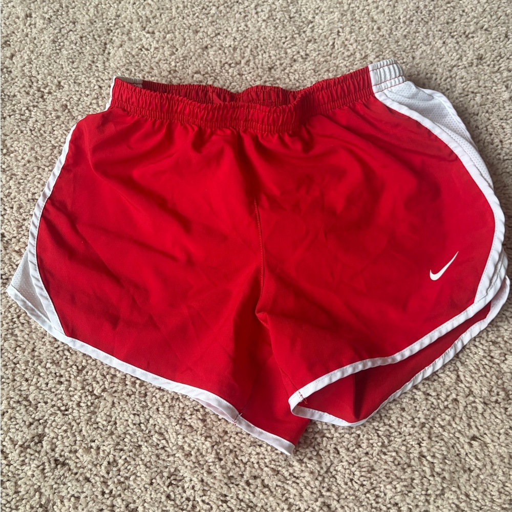 Nike Girls Athletic Shorts in Red and White Size M